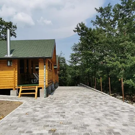 Holiday home Tri Kolibe *
