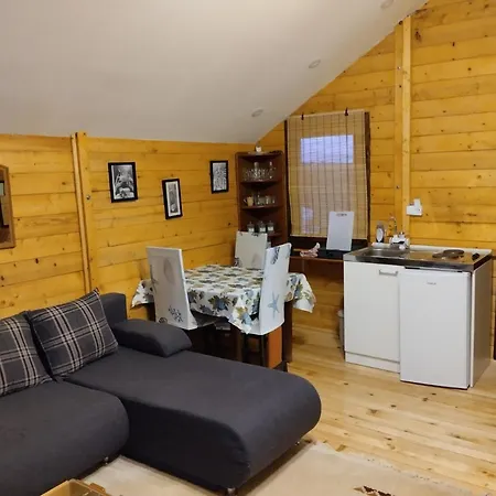Holiday home Tri Kolibe